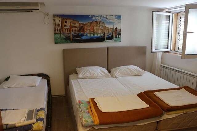 Проживание в семье Jankovic Apartmani Будва-17