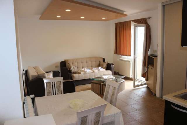 Проживание в семье Jankovic Apartmani Будва-27